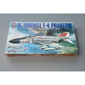 Airfix McDonnell F-4 Phantom kit complete 1977 Factory Sealed